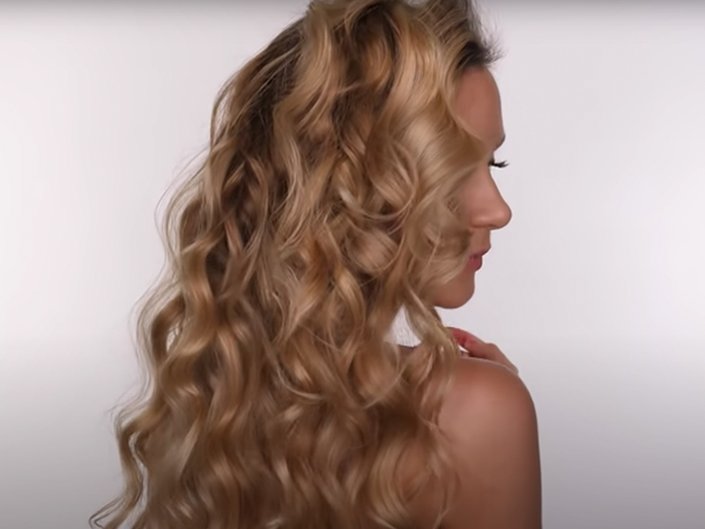 Easy Summer Hairstyles to Wear at the Beach