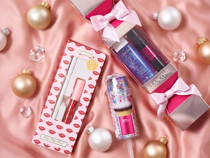 8 Stocking Stuffers So Cute, You’ll Want to Keep Them For Yourself — All Under $25