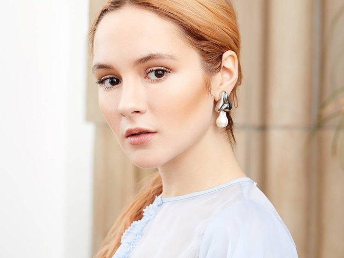 How to Contour with Concealer, According to a Pro