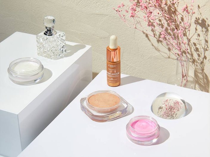 We’re Swapping Our Cream Highlighter for a Gel Highlighter — Here’s Why
