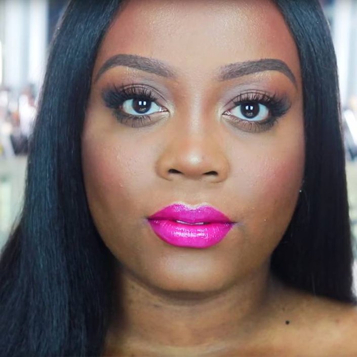 How to Overline Your Lips Like Your Fave Beauty Influencer