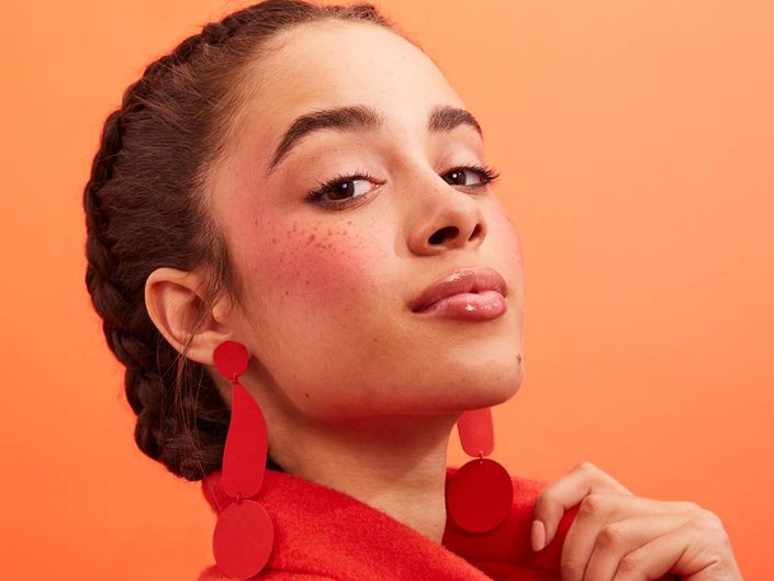 How to Master the Neon Blush Trend You’re Seeing All Over Instagram